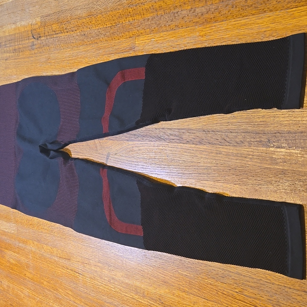 Women Small Black Red‎ Compression Mesh Vent Active Workout Yoga Leggings - Picture 6 of 8